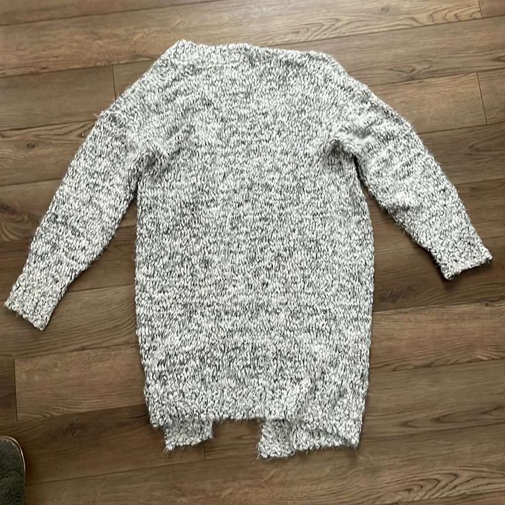 Pink lily You’re a mind reader fuzzy cardigan - Picture 6 of 7